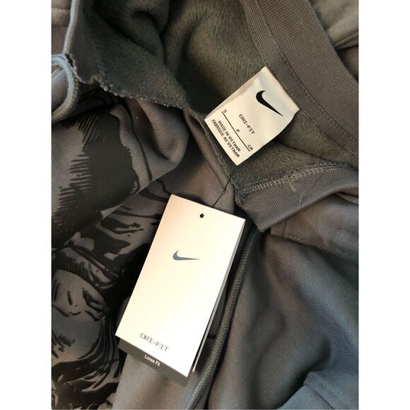 Nike Standard Issue Basketball Pullover Hoodie Men’s Size Small - Picture 4 of 4